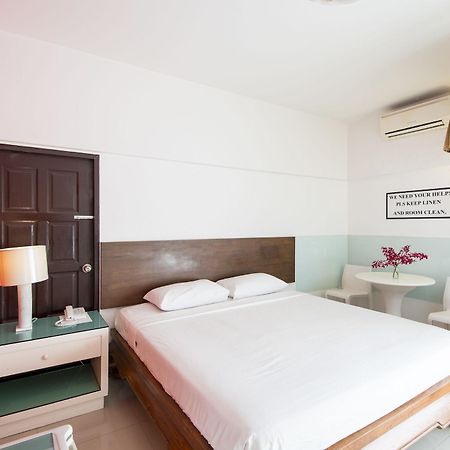 A-2 House Hostel Bangkok Exterior photo