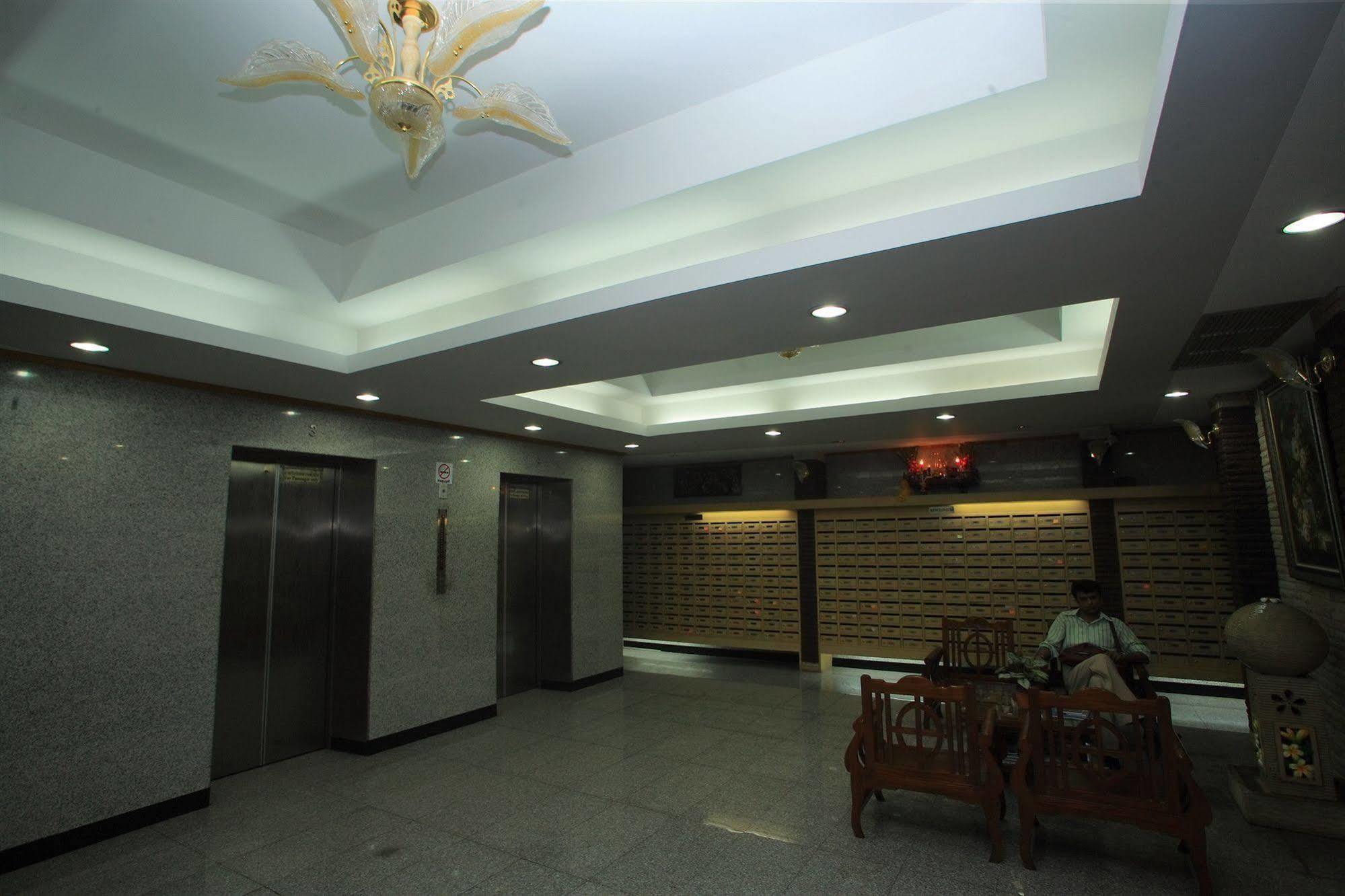 A-2 House Hostel Bangkok Exterior photo